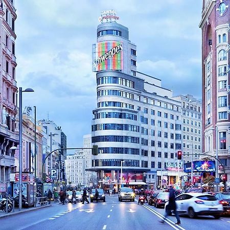 Punta Me Rooms Near The Gran Via Madrid Esterno foto