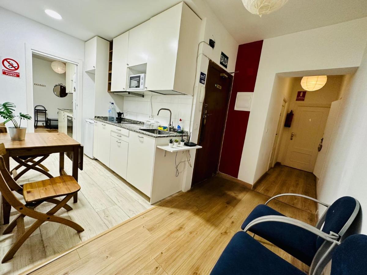 Punta Me Rooms Near The Gran Via Madrid Esterno foto