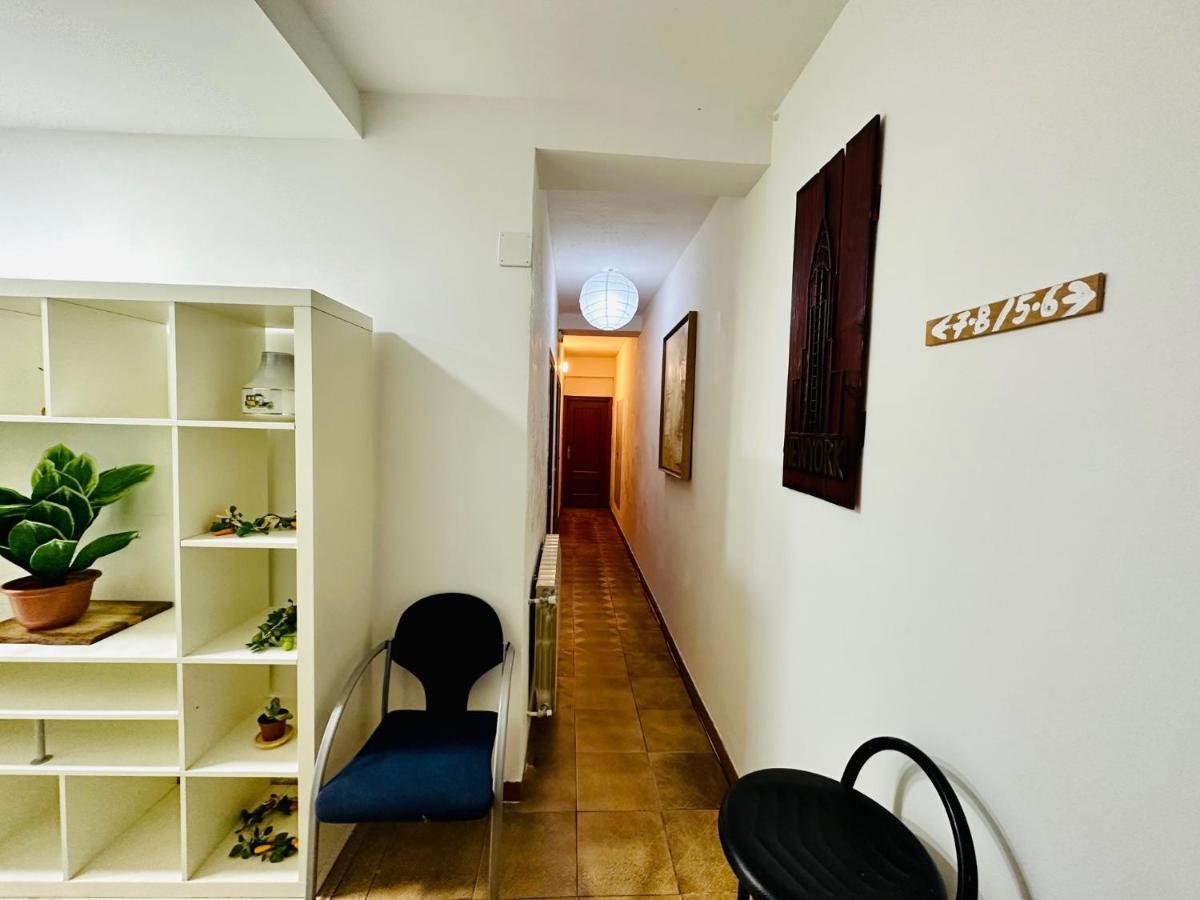 Punta Me Rooms Near The Gran Via Madrid Esterno foto